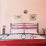فندق مبيت وإفطار Villaggio Regina 3*