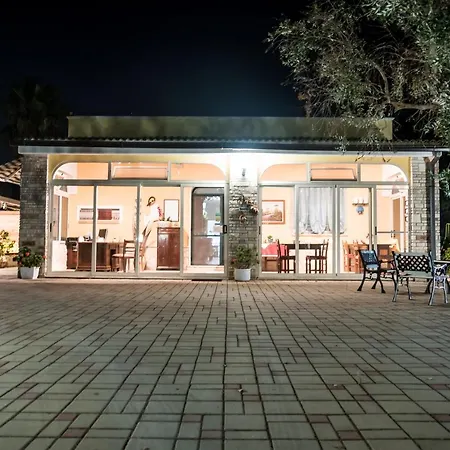 Villaggio Regina فندق مبيت وإفطار ماتينو