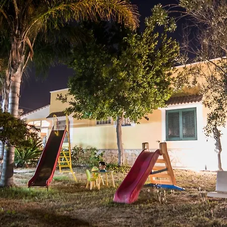 Villaggio Regina فندق مبيت وإفطار 3*
