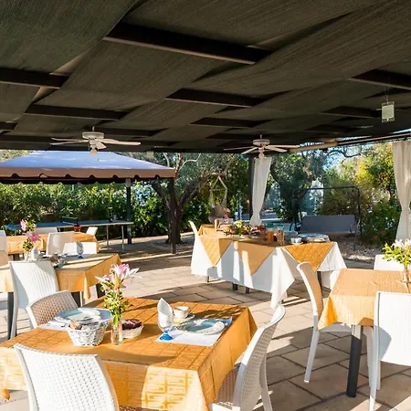 Villaggio Regina Oda ve Kahvaltı Matino