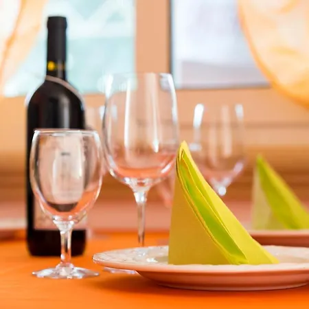 Villaggio Regina Oda ve Kahvaltı 3*