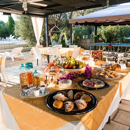 Oda ve Kahvaltı Villaggio Regina